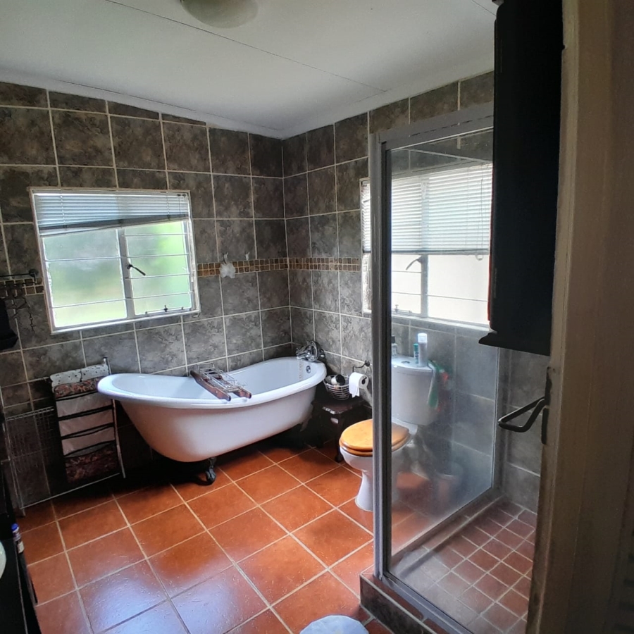 4 Bedroom Property for Sale in Bodorp North West